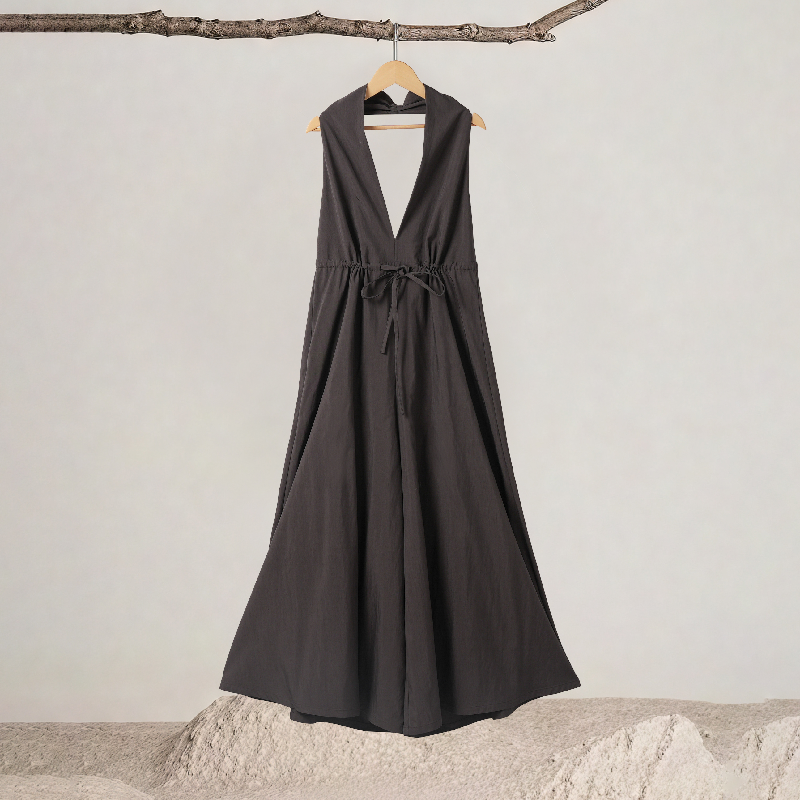 Deep V halter neck sleeveless comfortable casual jumpsuit