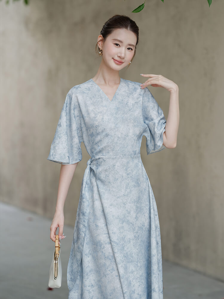 Cross_Collar_Tie_Waist-cinching_Jacquard_Flowy_Maxi_Dress_5