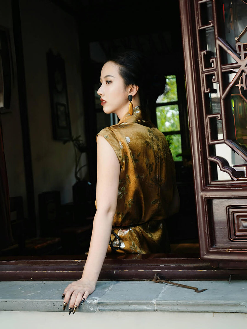 Gilded_Flower_Belt_Floral_Midi_Dress_5