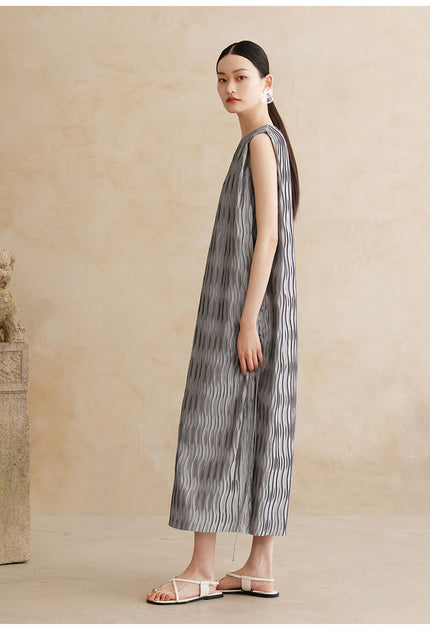 Pleated_Side_Split_H-line_Maxi_Dress_2