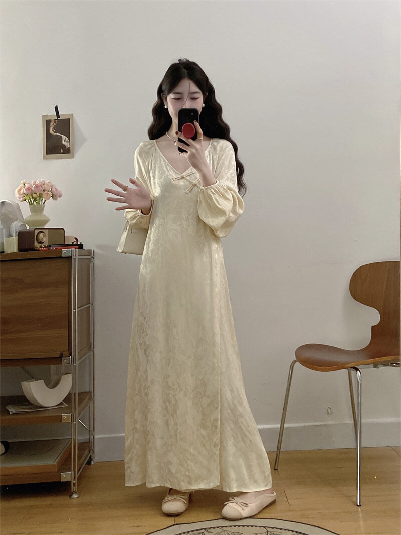 Satin_Frog_Closure_Button_High_Split_Dress_4