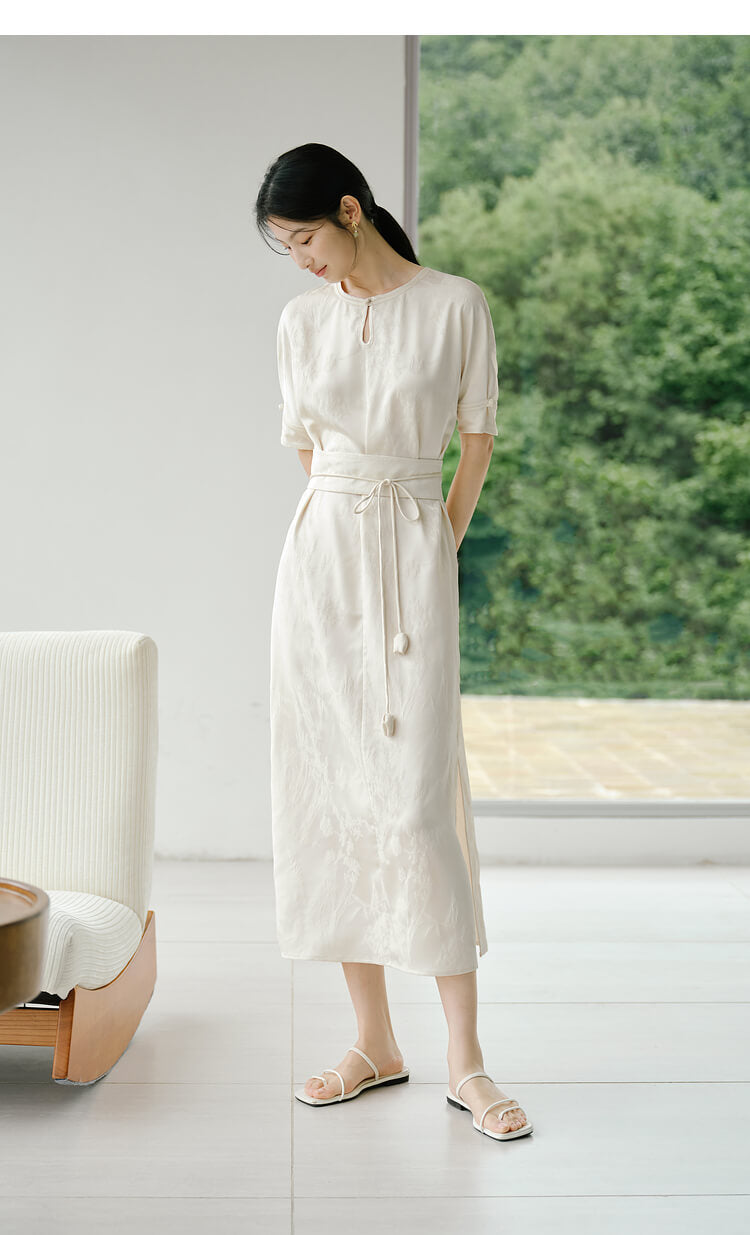 Side_Split_Elegant_Floral_Dress_with_Belt_3