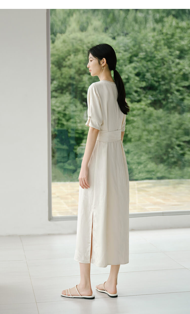 Side_Split_Elegant_Floral_Dress_with_Belt_5