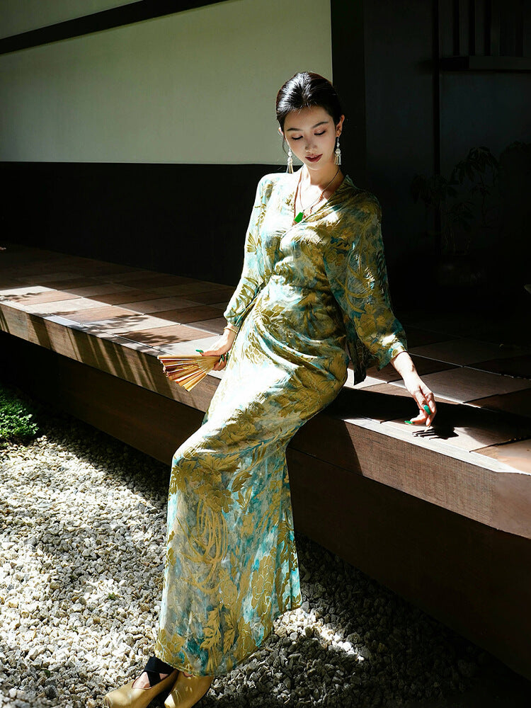 Silk_Burn-out_Pleated_Lace_Up_Maxi_Dress_3