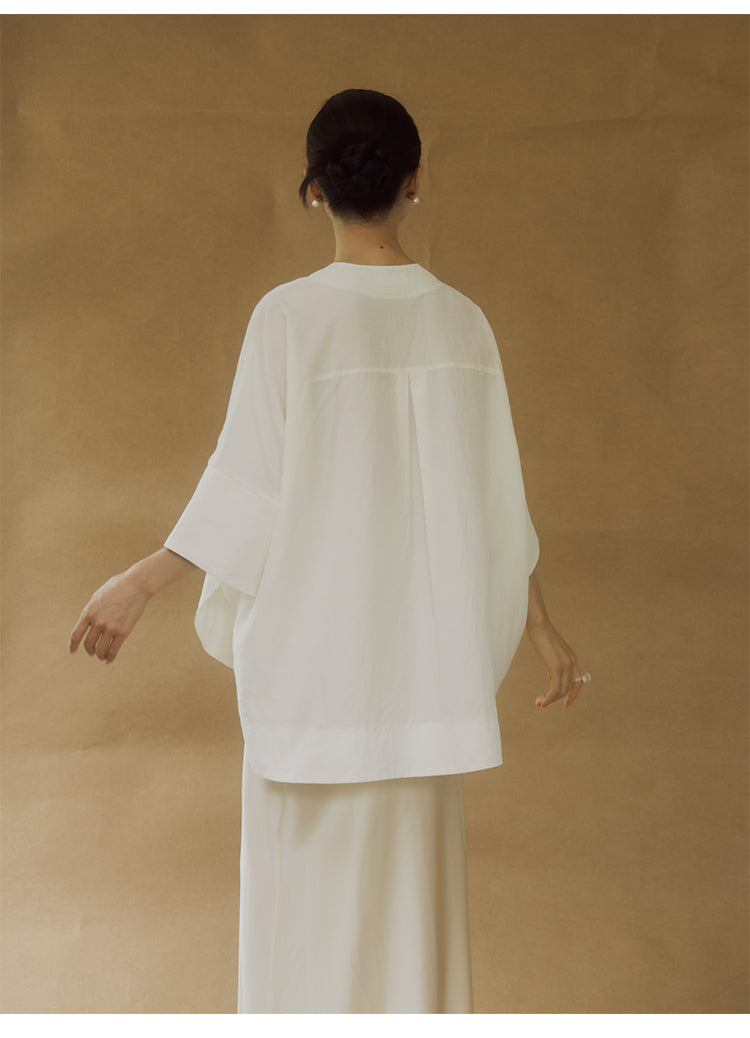 Slanted_Collar_Linen_Silhouette_Old_Money_Style_Half_Sleeve_Top_4