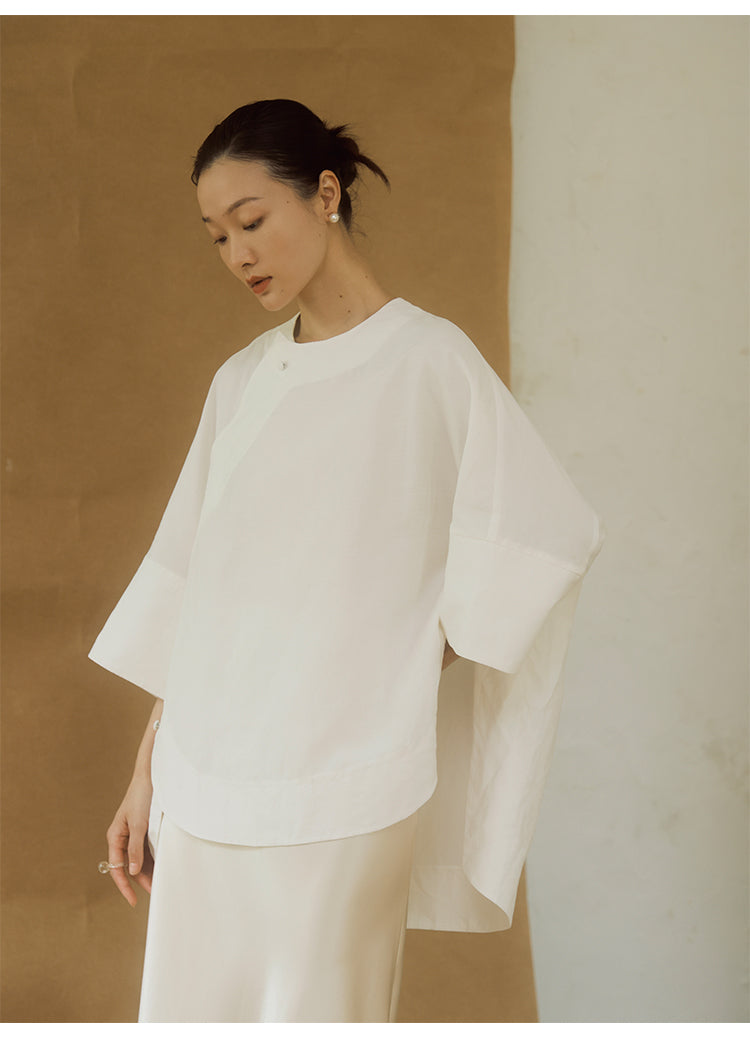 Slanted_Collar_Linen_Silhouette_Old_Money_Style_Half_Sleeve_Top_5
