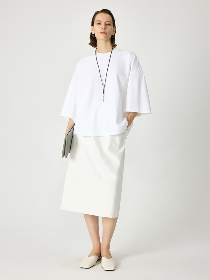 Solid_Color_Round_Neck_Silhouette_T-shirt_4