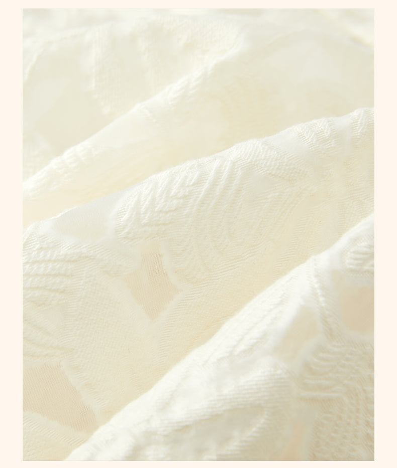 Three-quarter_Sleeve_Hollow_Button_Round_Neck_Short_Jacket_8