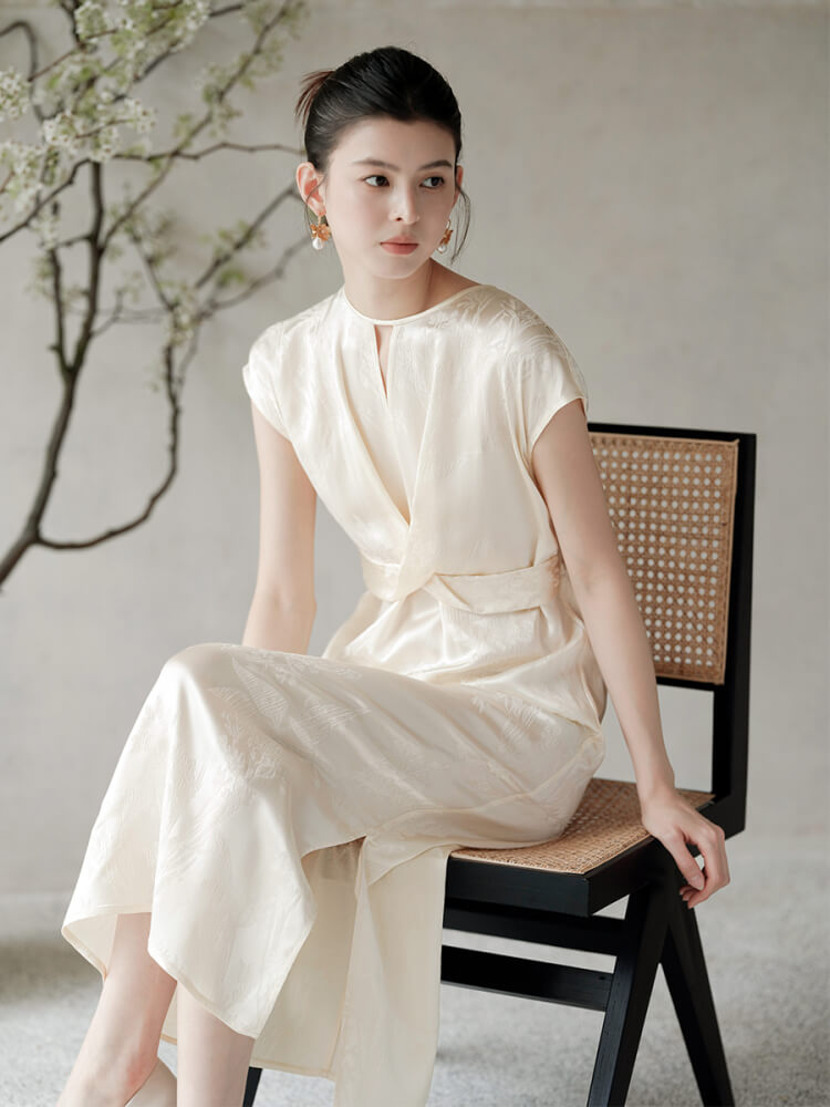 Waist-cinching_Crossover_Satin_Midi_Dress_4