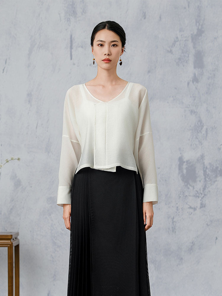 [YanBoHeYing] Solid Color Round Neck Side Slit Top