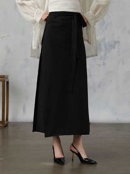[YingJing] Solid Color Minimalist Swirled Skirt